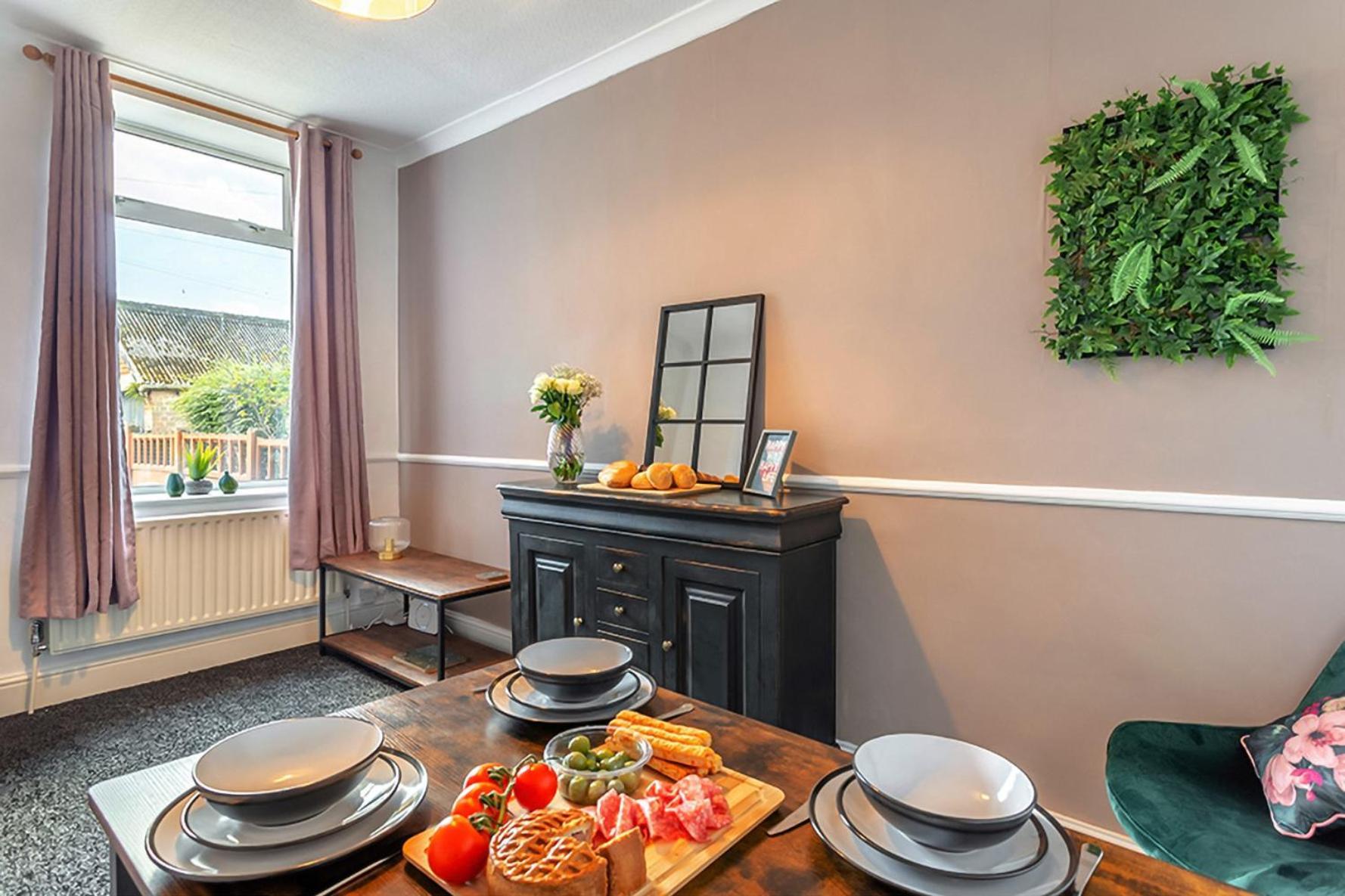 The Harrogate House - 4 Bed Townhouse Apartment Екстериор снимка