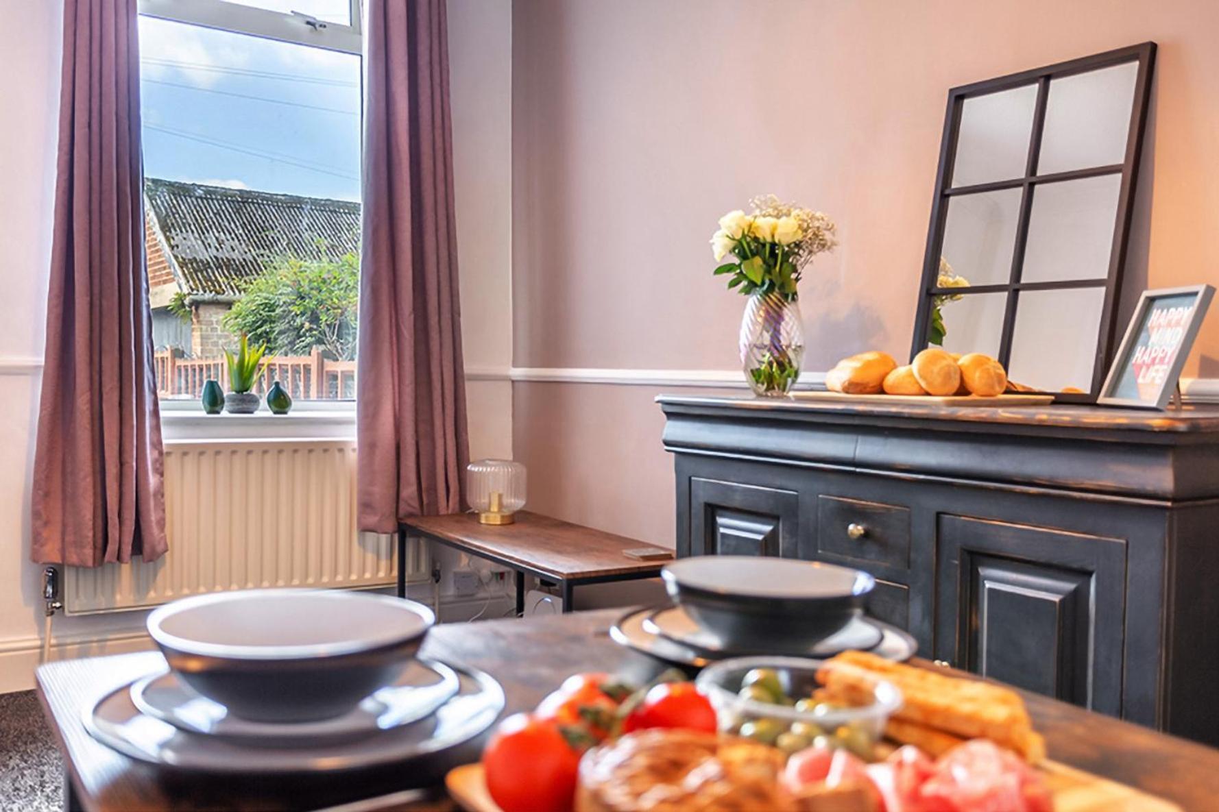 The Harrogate House - 4 Bed Townhouse Apartment Екстериор снимка